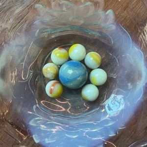 Uranium marbles 8 count assorted sizes